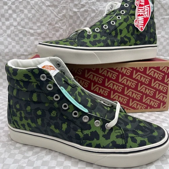 Vans Men’s Comfycush Sk8-Hi Leopard Cactus Scarab Sneakers VN0A3WMB9L9
